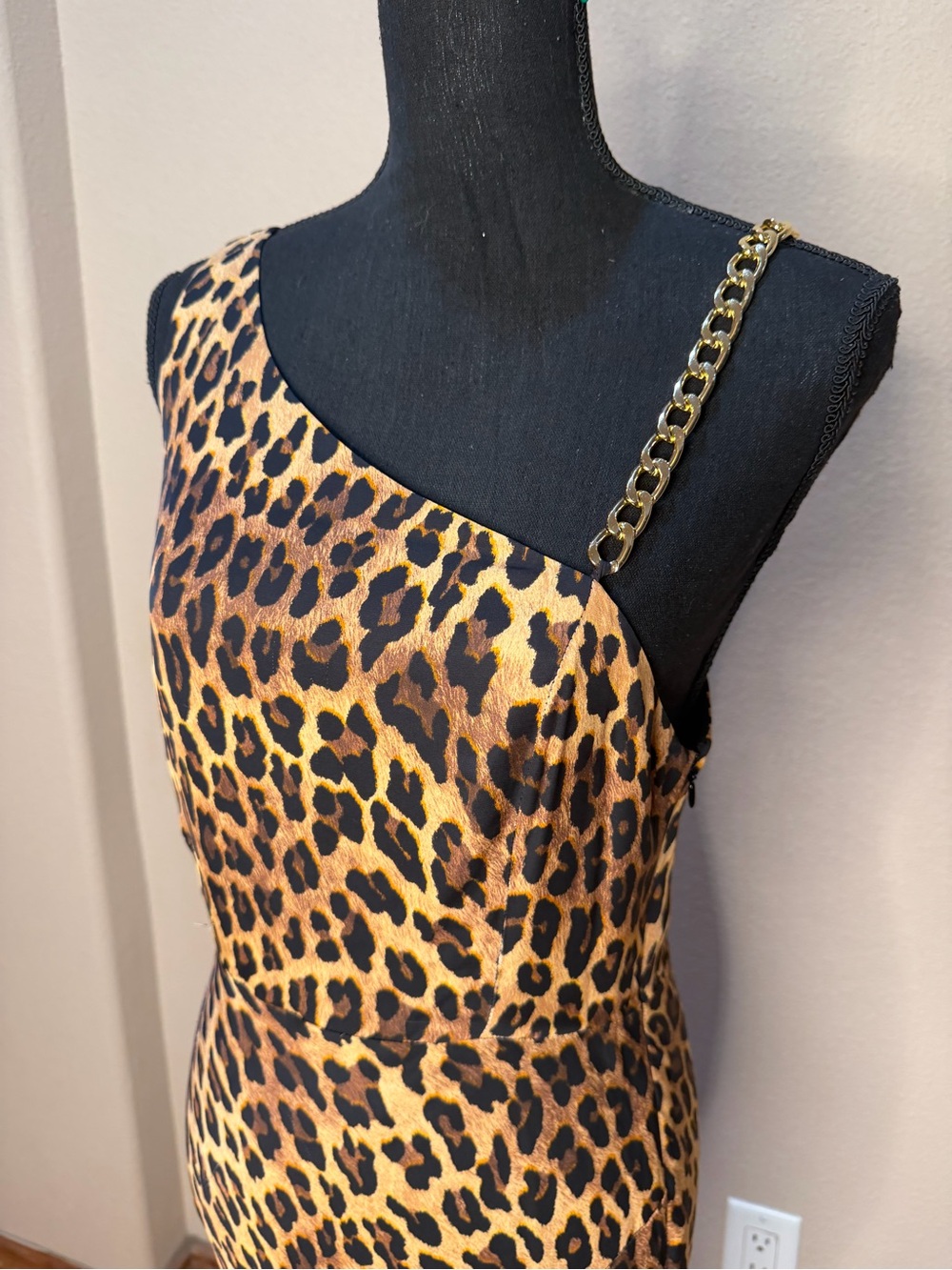 Alice + Olivia One-Shoulder Leopard Print Maxi Dress - Brown/Gold Sz 8 - Picture 2 of 10